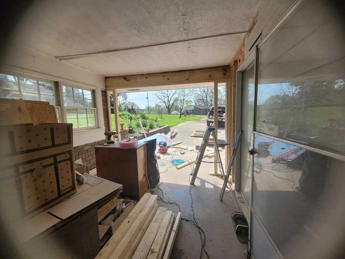 Air movers and dehumidifier for Drying & Dehumidification in Woonsocket